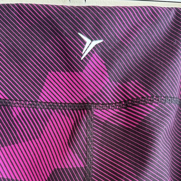 Old Navy Active Purple and Black Stripe Leggings, Size Large - Picture 13 of 13